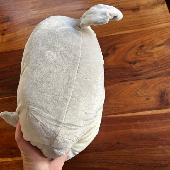 NWT Squishmallow Shaun the Schnauzer Dog 16" Gray Valentines Hearts Animal - Picture 7 of 7